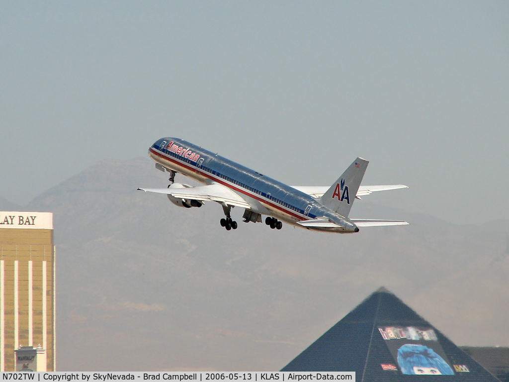 N702TW, 1996 Boeing 757-2Q8 C/N 28162, American Airlines / 1996 Boeing 757-2Q8