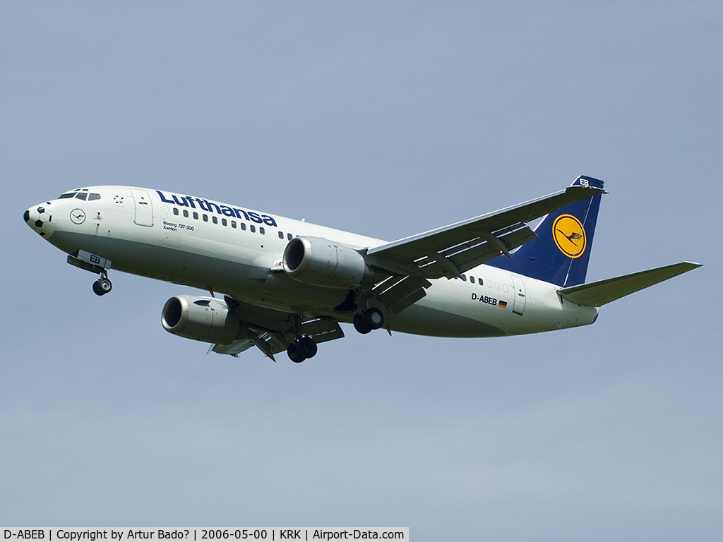D-ABEB, 1991 Boeing 737-330 C/N 25148, Lufthansa - landing on rwy-25