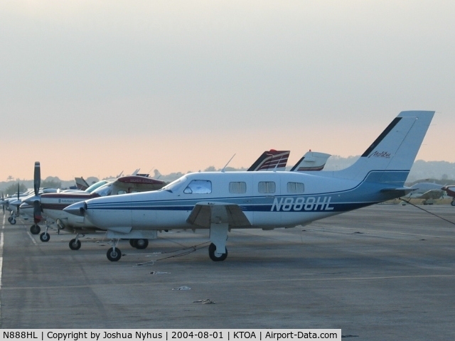 N888HL, 1985 Piper PA-46-310P Malibu C/N 46-8508081, Very nice aircraft.
