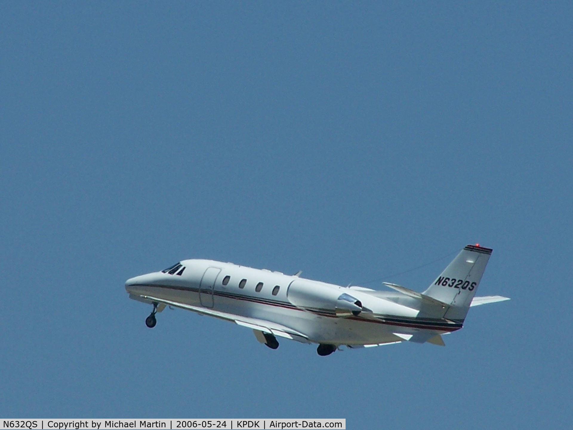 N632QS, 2000 Cessna 560 Citation Excel C/N 560-5132, Departing PDK enroute to KBKV