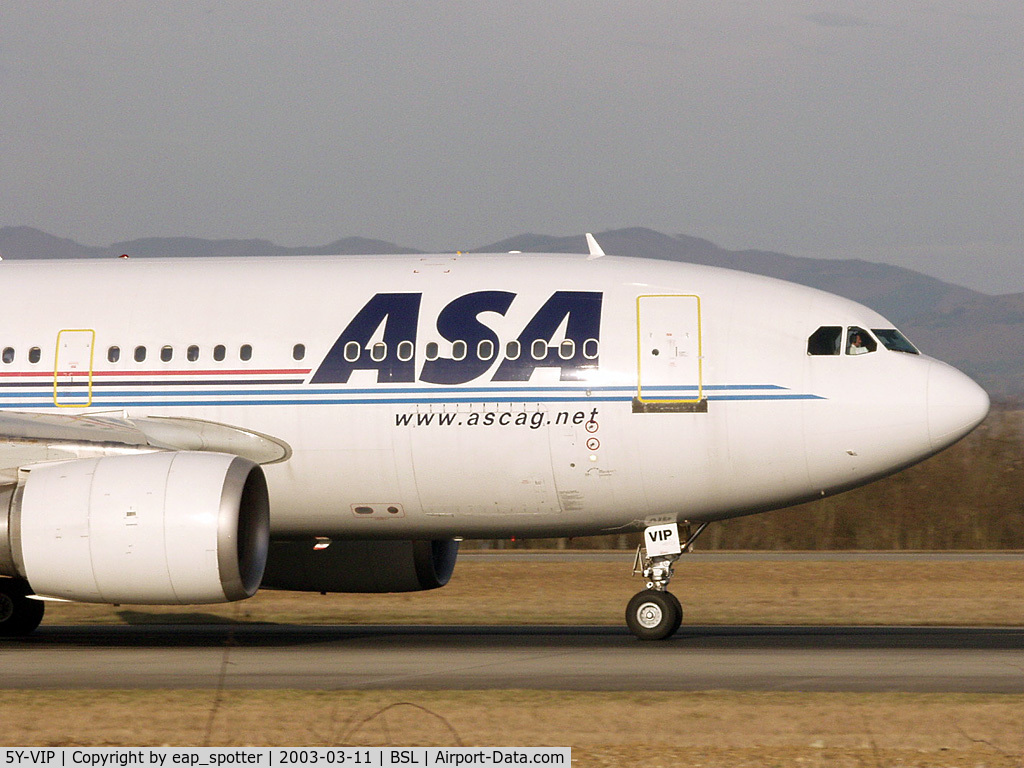 5Y-VIP, 1991 Airbus A310-308 C/N 620, Close-up of the front