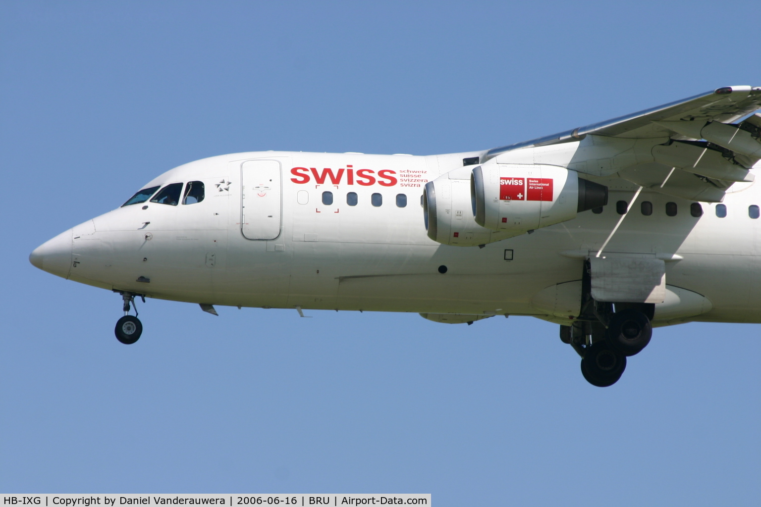 HB-IXG, 1993 British Aerospace Avro 146-RJ85 C/N E.2231, close-up