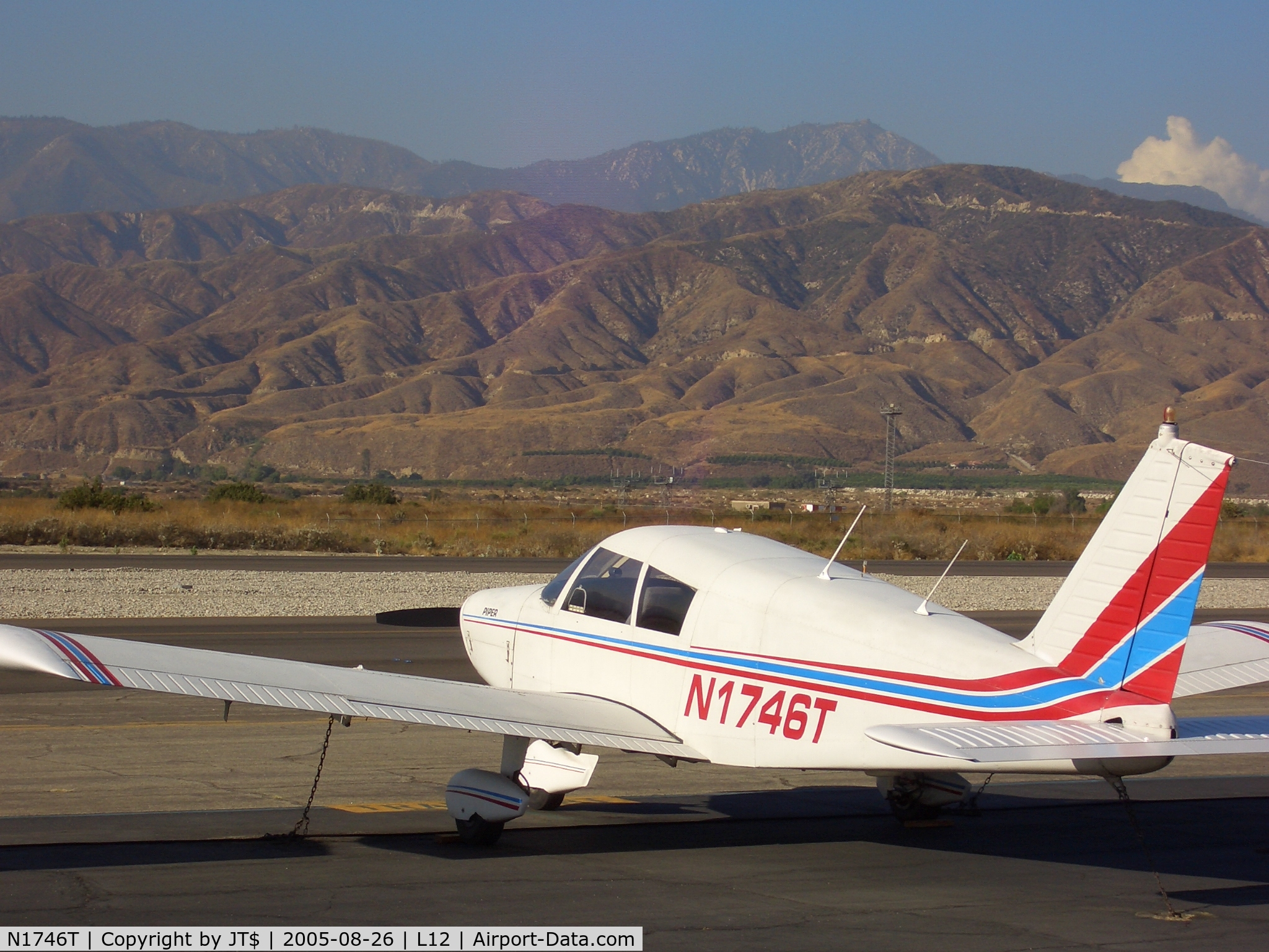 N1746T, 1970 Piper PA-28-140 Cherokee C/N 28-7125064, 46T in Redlands, CA