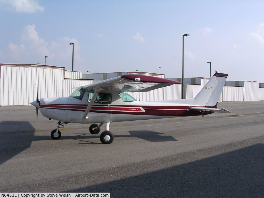 N6453L, 1980 Cessna 152 C/N 15284396, Exterior View
