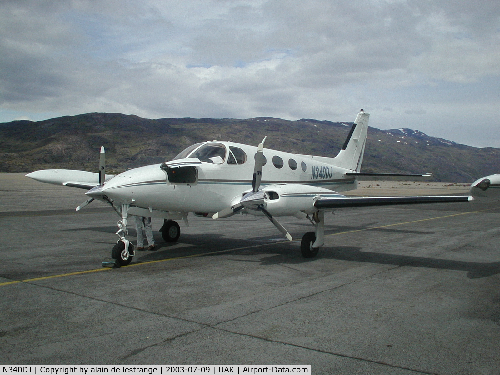 N340DJ, 1979 Cessna 340A C/N 340A0722, july 2003 - Narsarsuaq (Greenland)