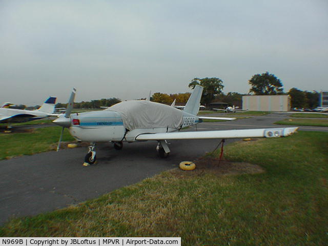 N969B, Socata TB-20 TRINIDAD C/N 1037, view of plane