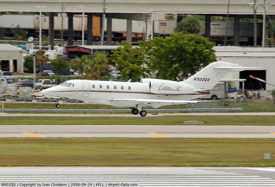 N902QS, 1997 Cessna 750 Citation X Citation X C/N 750-0002, Landing at Ft Lauderdale