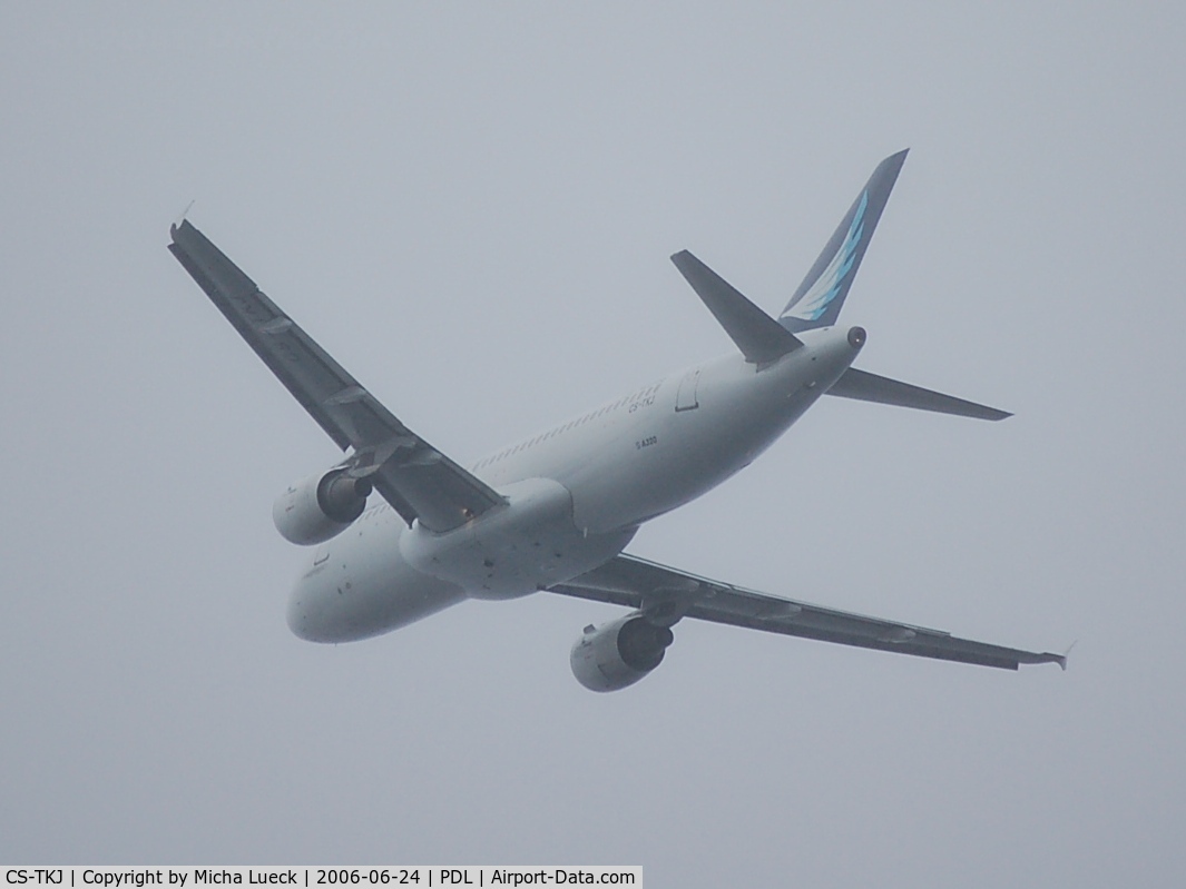 CS-TKJ, 1998 Airbus A320-212 C/N 795, Leaving Ponta Delgada in the Azores