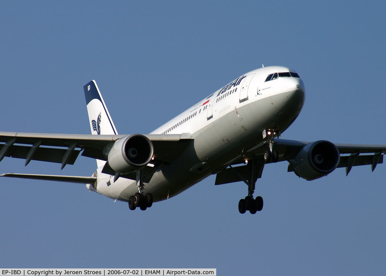 EP-IBD, 1993 Airbus A300B4-605R C/N 696, .
