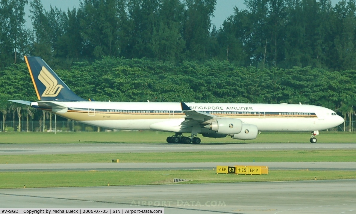 9V-SGD, 2004 Airbus A340-541 C/N 560, A340-500 of Singapore Airlines, just arriving at the home base Changi in Singapore