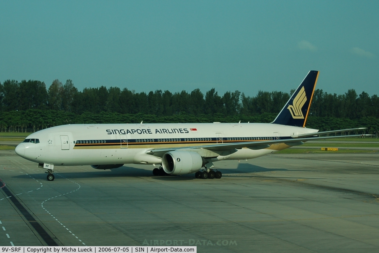 9V-SRF, 2001 Boeing 777-212/ER C/N 28521, Arriving at the gate
