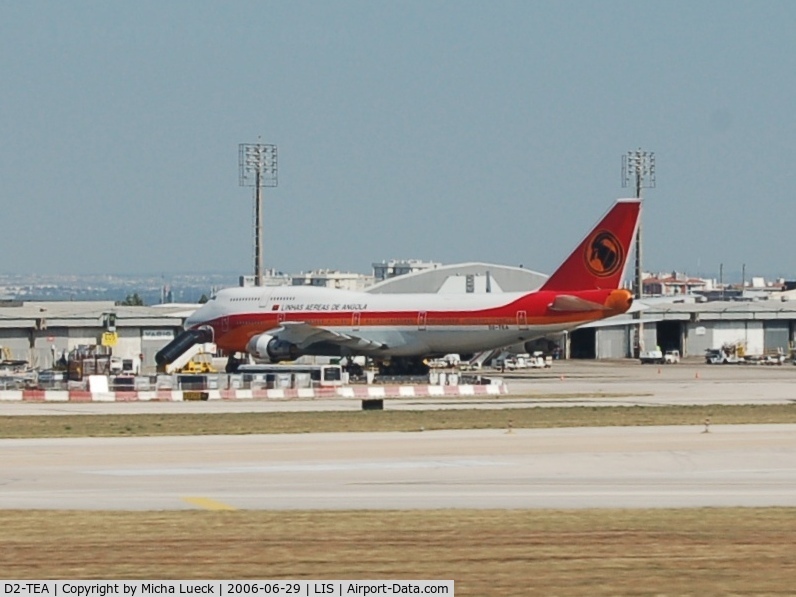 D2-TEA, 1986 Boeing 747-312 C/N 23410, Parked in Lisbon