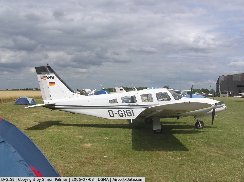 D-GIGI, 1982 Piper PA-34-220T C/N 34-8233117, PA34 Seneca