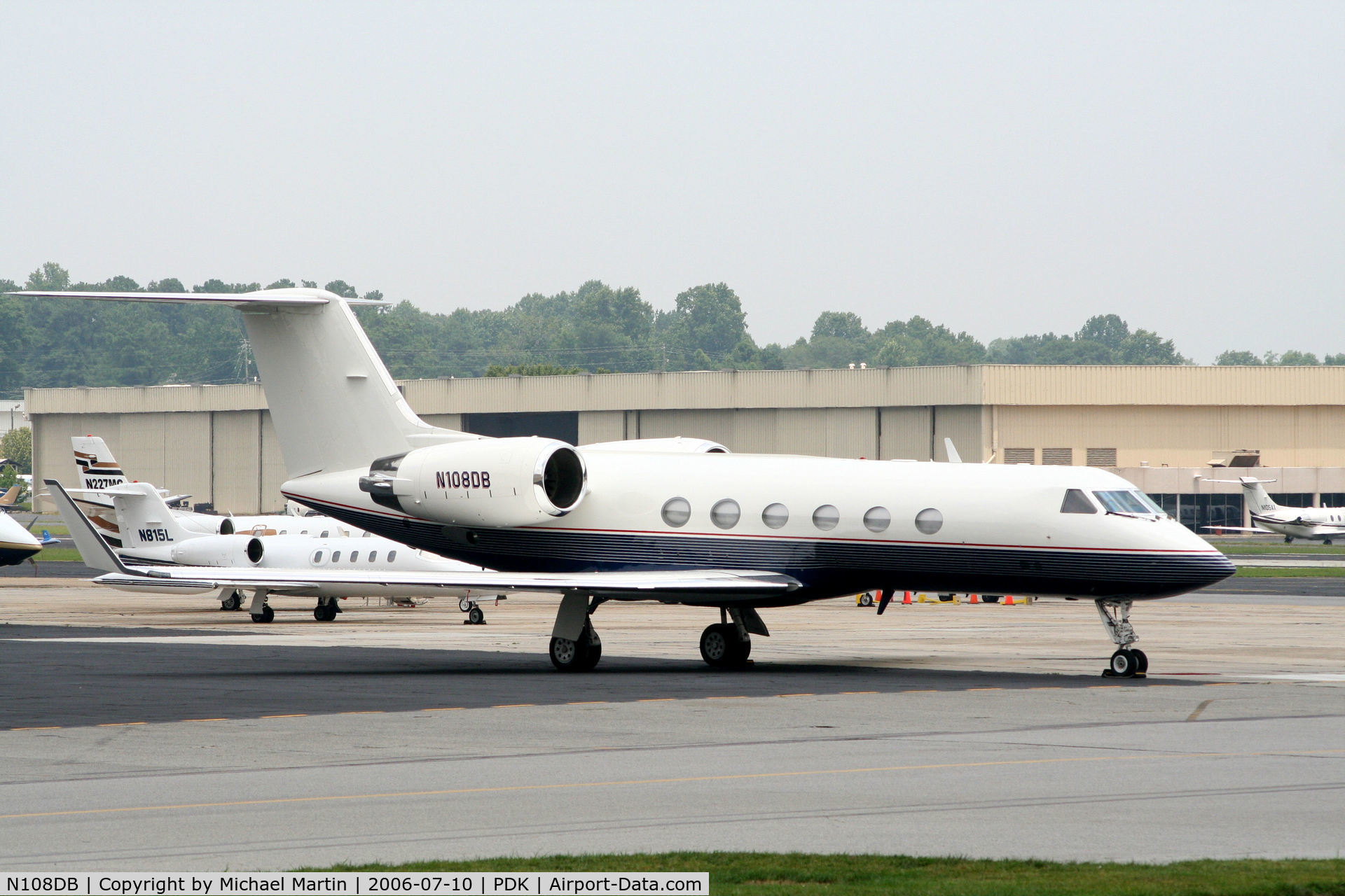 N108DB, 2008 Gulfstream Aerospace GV-SP (G550) C/N 5180, Tied down @ Epps with other aircraft