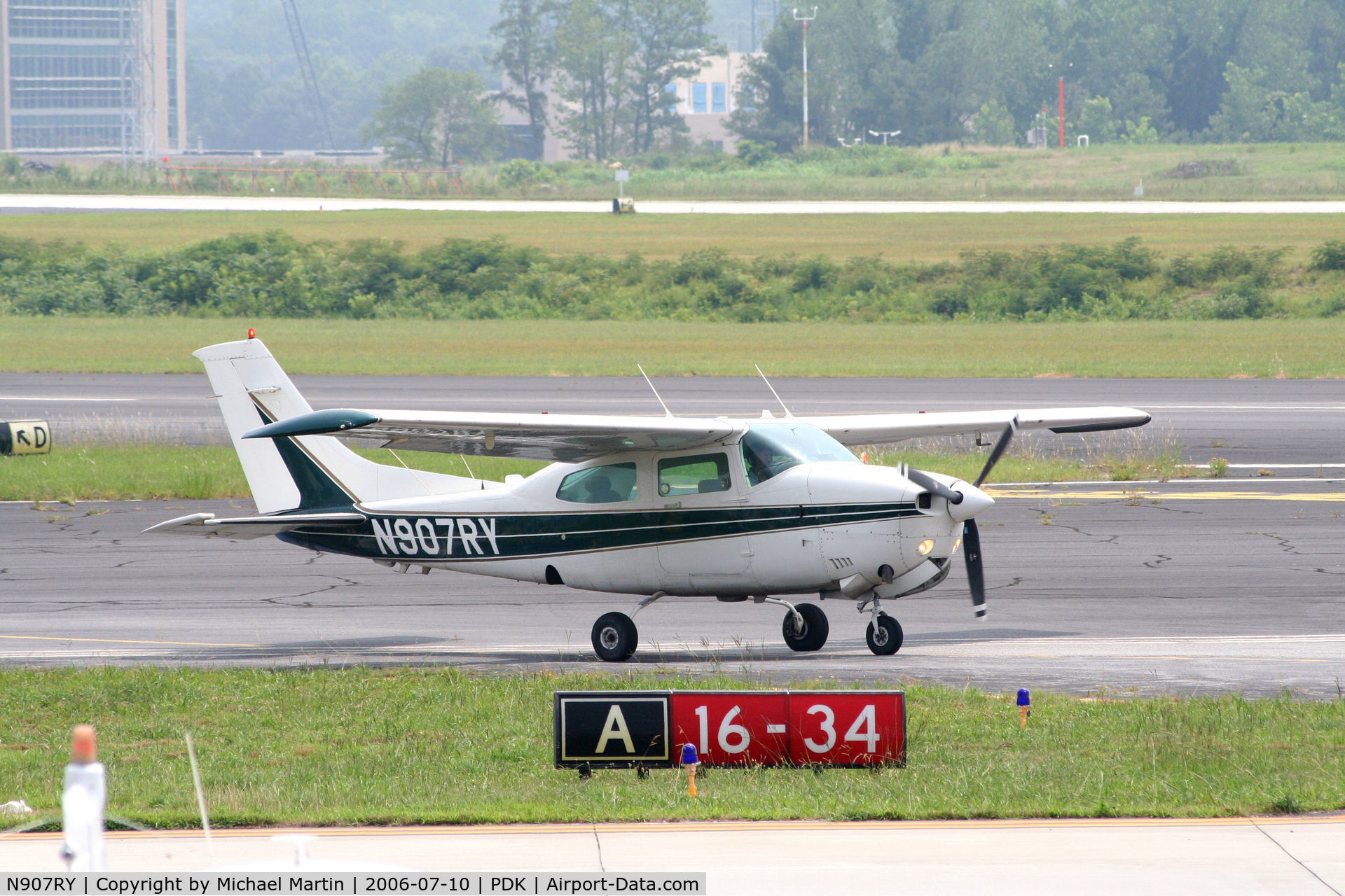 N907RY, Cessna T210N Turbo Centurion C/N 21063765, DEA 