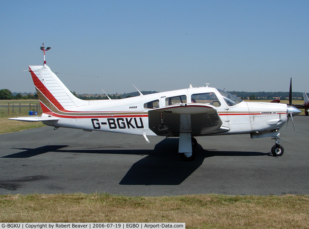 G-BGKU, 1978 Piper PA-28R-201 Cherokee Arrow III C/N 28R-7837237, Piper PA28R-201 Arrow III