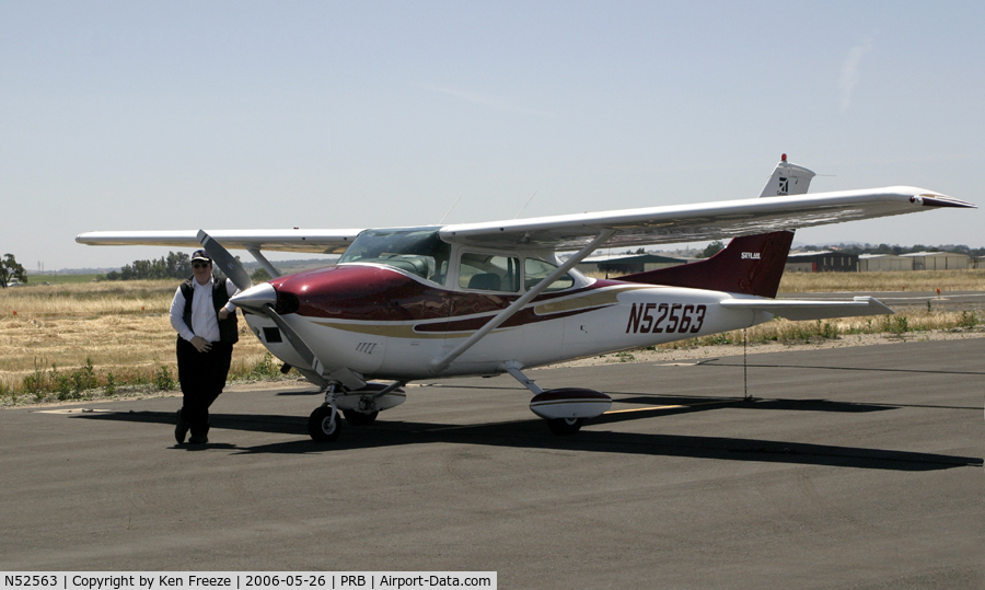 N52563, 1973 Cessna 182P Skylane C/N 18262677, Concord Flying Club 