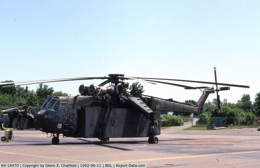 69-18470, 1969 Sikorsky CH-54B Tarhe C/N 64-077, When active with Army as CH-54B 69-18470 at Windsor Locks, CT