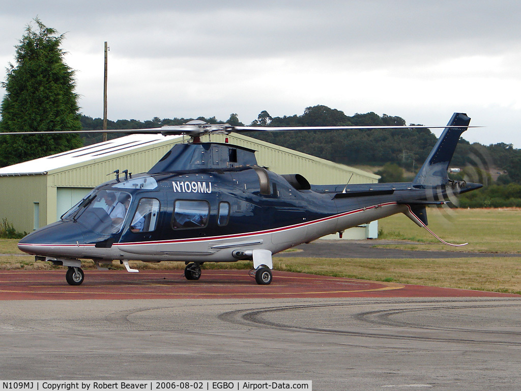 N109MJ, 2004 Agusta A-109E Power C/N 11617, Agusta A109E