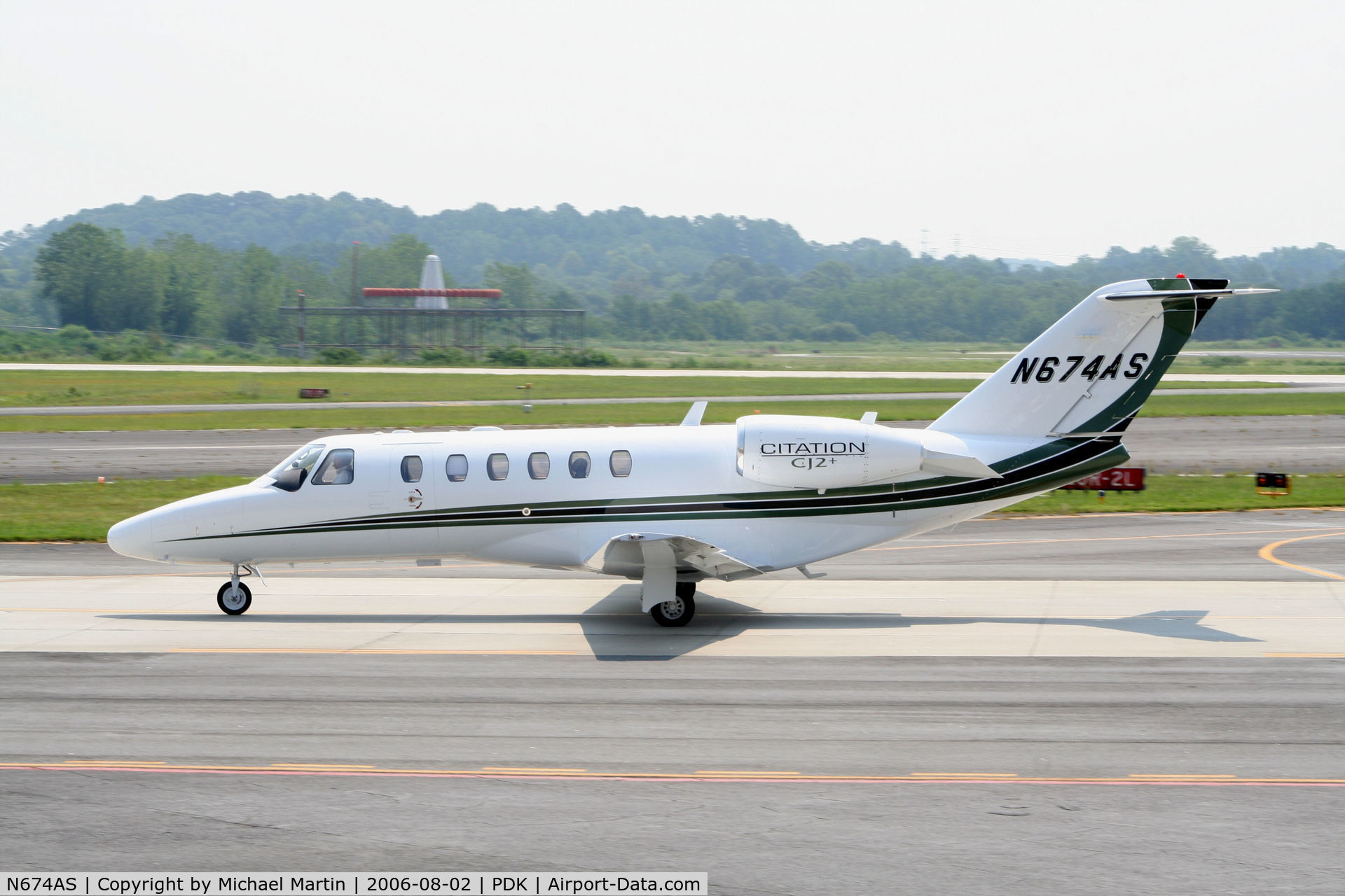 N674AS, 2006 Cessna 525A CitationJet CJ2+ C/N 525A0307, Taxing to Epps Air Service