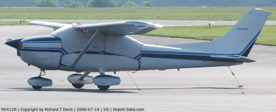 N5412N, 1980 Cessna 182R Skylane C/N 18267763, 1980 Cessna 182R in Abington Va.