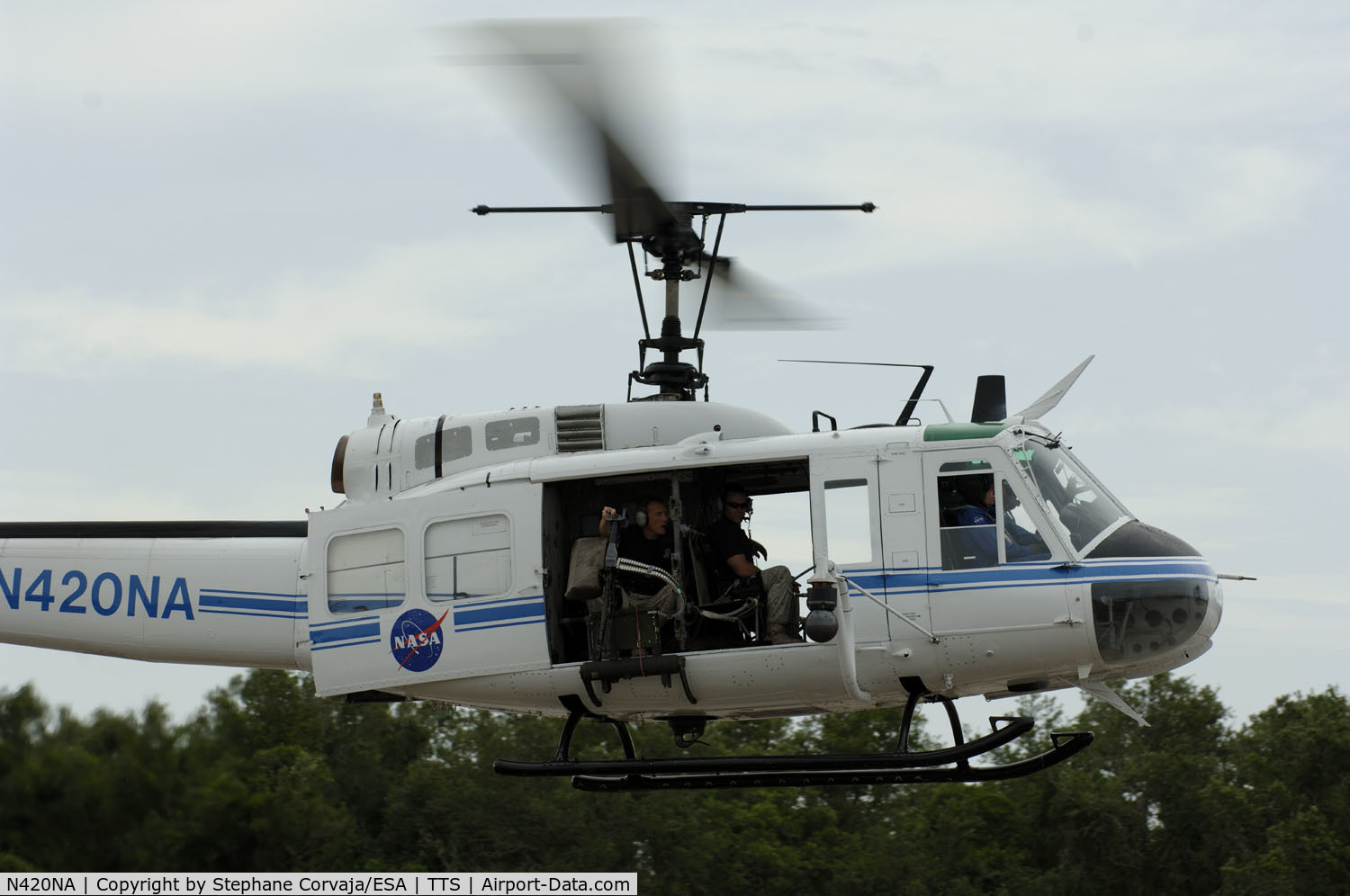 N420NA, Bell UH-1H C/N 65-10104, Patrolling over Shuttle Landing Facility, Florida