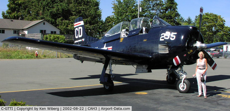 C-GTTI, 1954 North American T-28B Trojan C/N 219-3, Pretty big visitor for our little airpark, and landed downwind too !