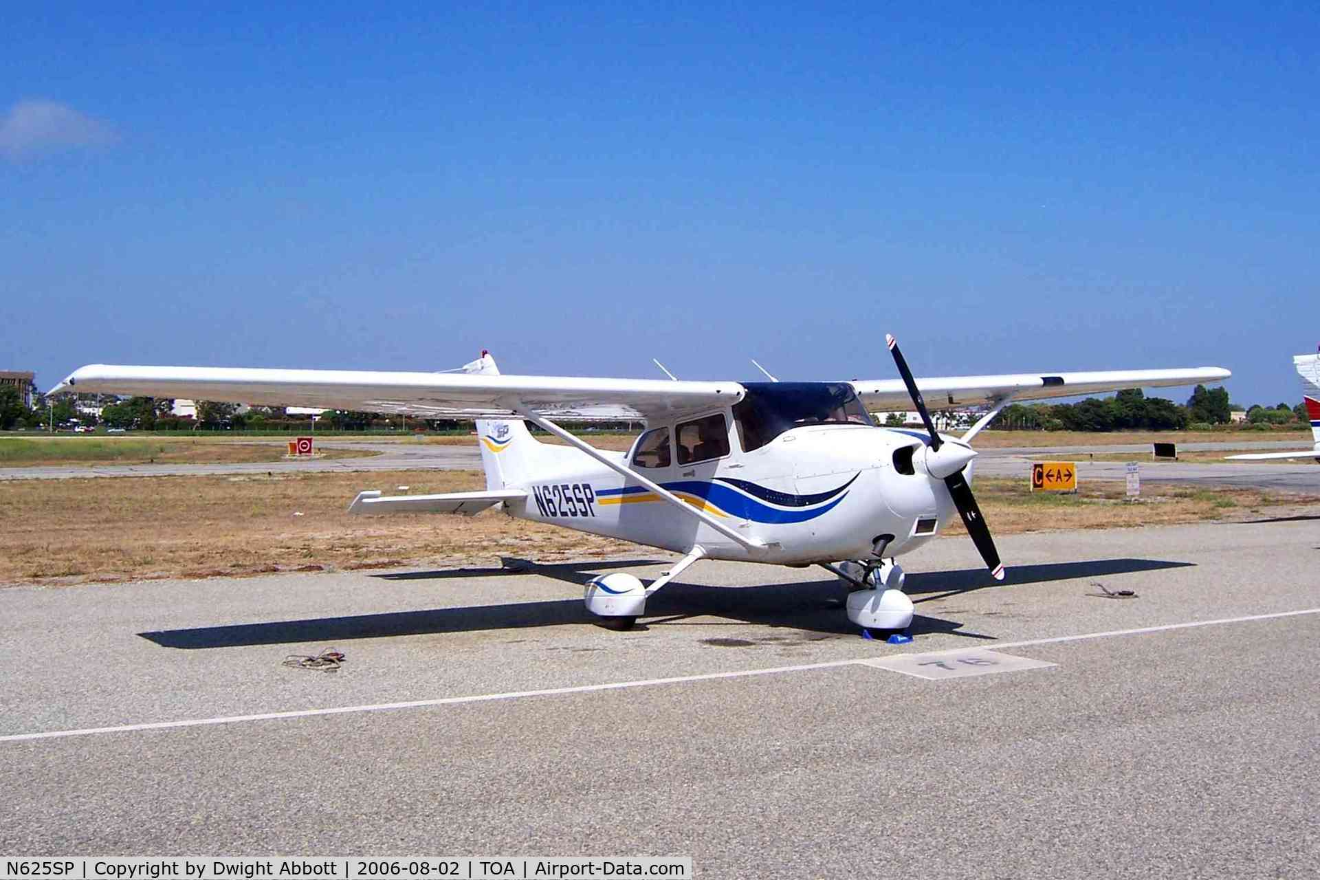 N625SP, 2000 Cessna 172S C/N 172S8616, 2000 Cessna 172SP Skyhawk