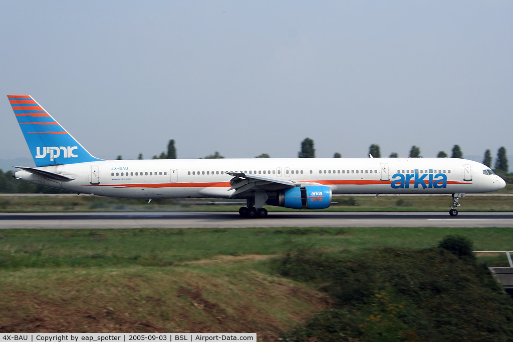 4X-BAU, 1999 Boeing 757-3E7 C/N 30178, Landing on runway 16