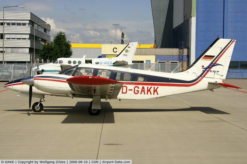 D-GAKK, 1976 Piper PA-34-200T Seneca II C/N 34-7770097, visitor
