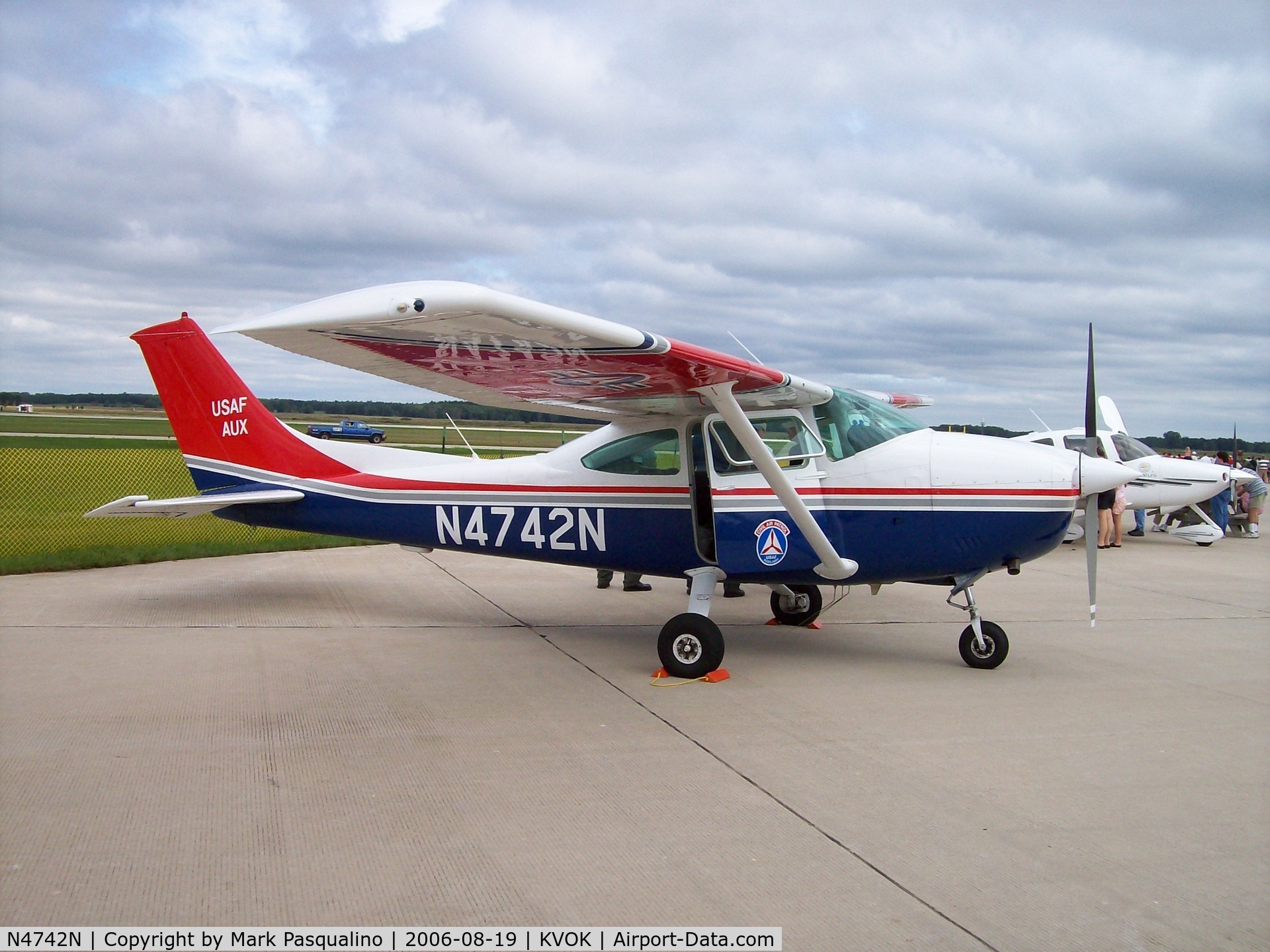 N4742N, 1979 Cessna 182Q Skylane C/N 18267331, Cessna 182Q