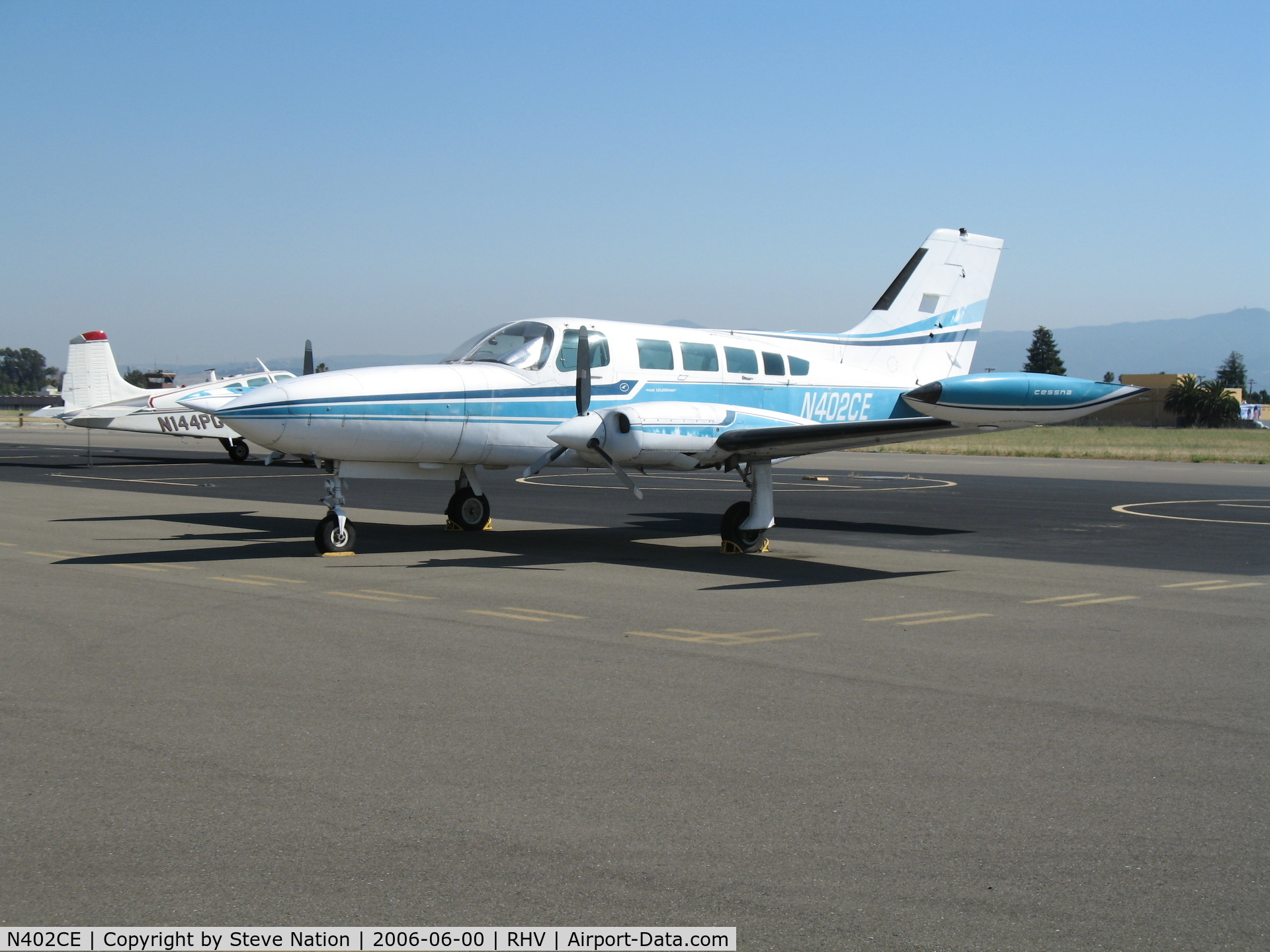 N402CE, 1973 Cessna 402B Utiliner C/N 402B0364, Cal Nice Air 1973 Cessna 402B @ Reid-Hillview Airport (San Jose), CA