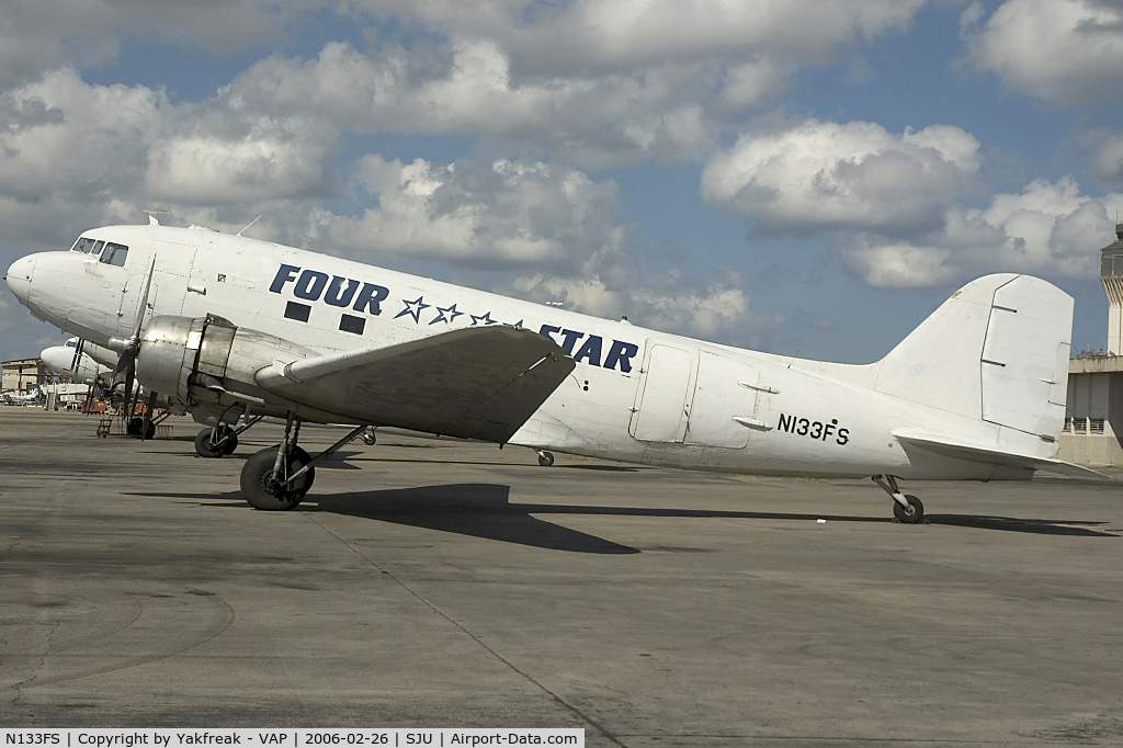 N133FS, 1943 Douglas DC3C-R-1830-90C C/N 27202, Four Star DC3