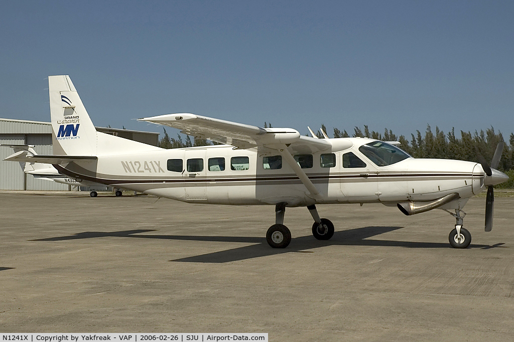 N1241X, 1998 Cessna 208B C/N 208B0657, MN Aviation Cessna Ce208 Caravan