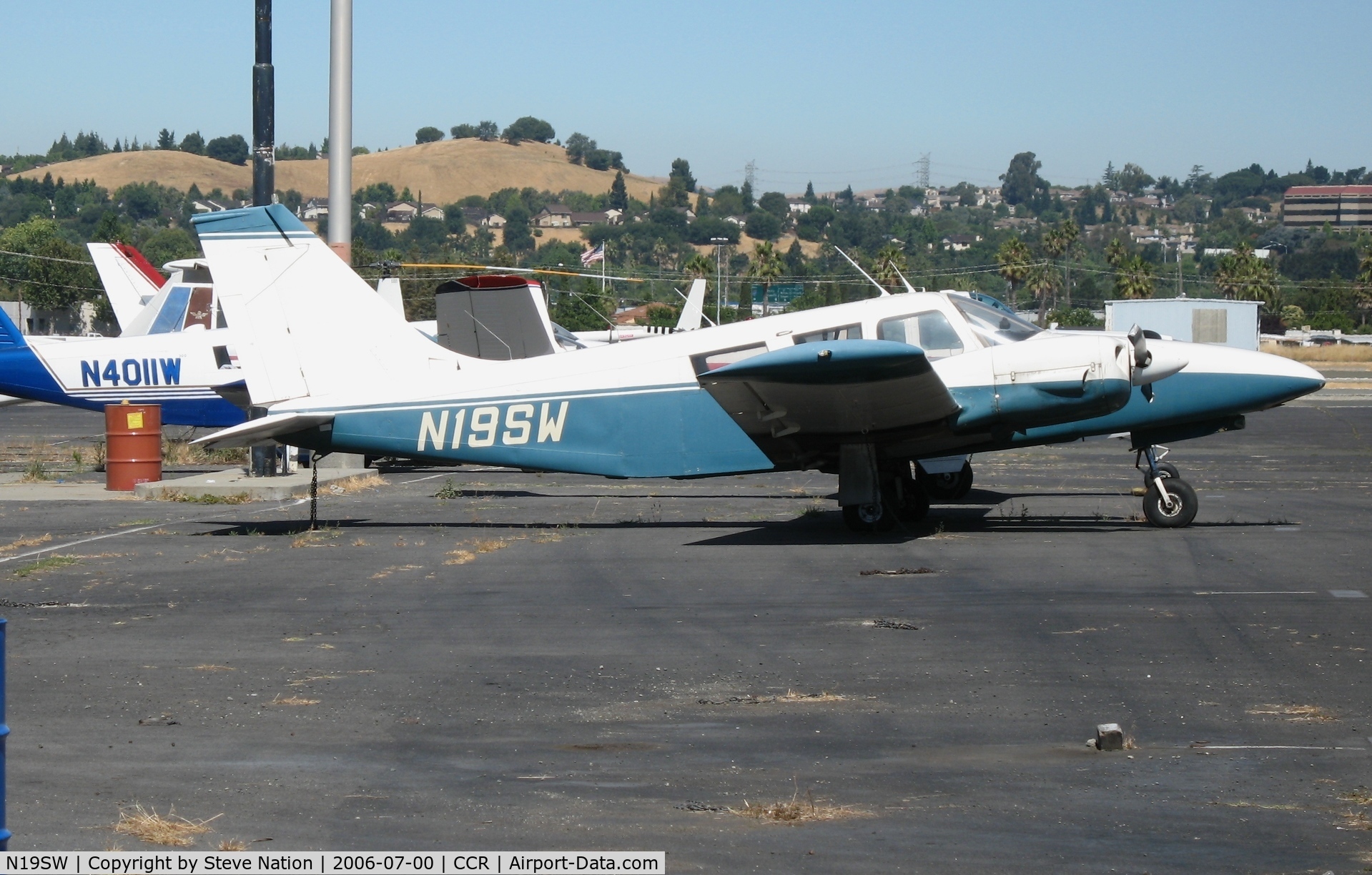 N19SW, 1972 Piper PA-34-200 C/N 34-7250119, 1972 Piper PA-34-201 @ Buchanan Field (Concord), CA