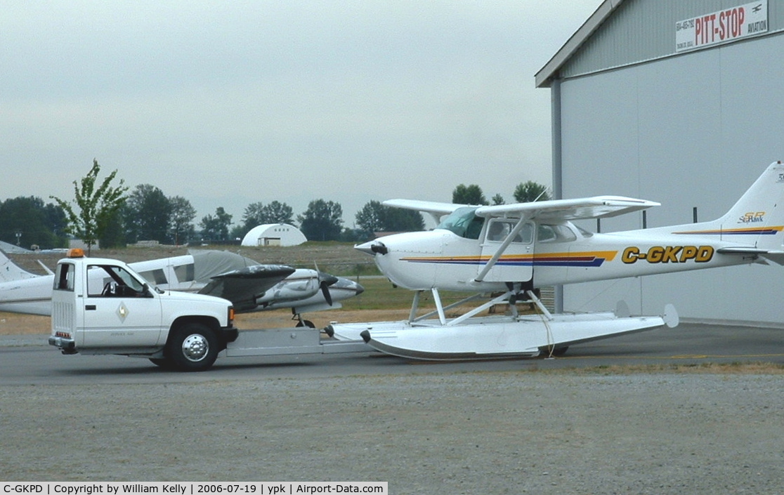 C-GKPD, 1979 Cessna 172N C/N 17272279, Skyhawk meets half a truck