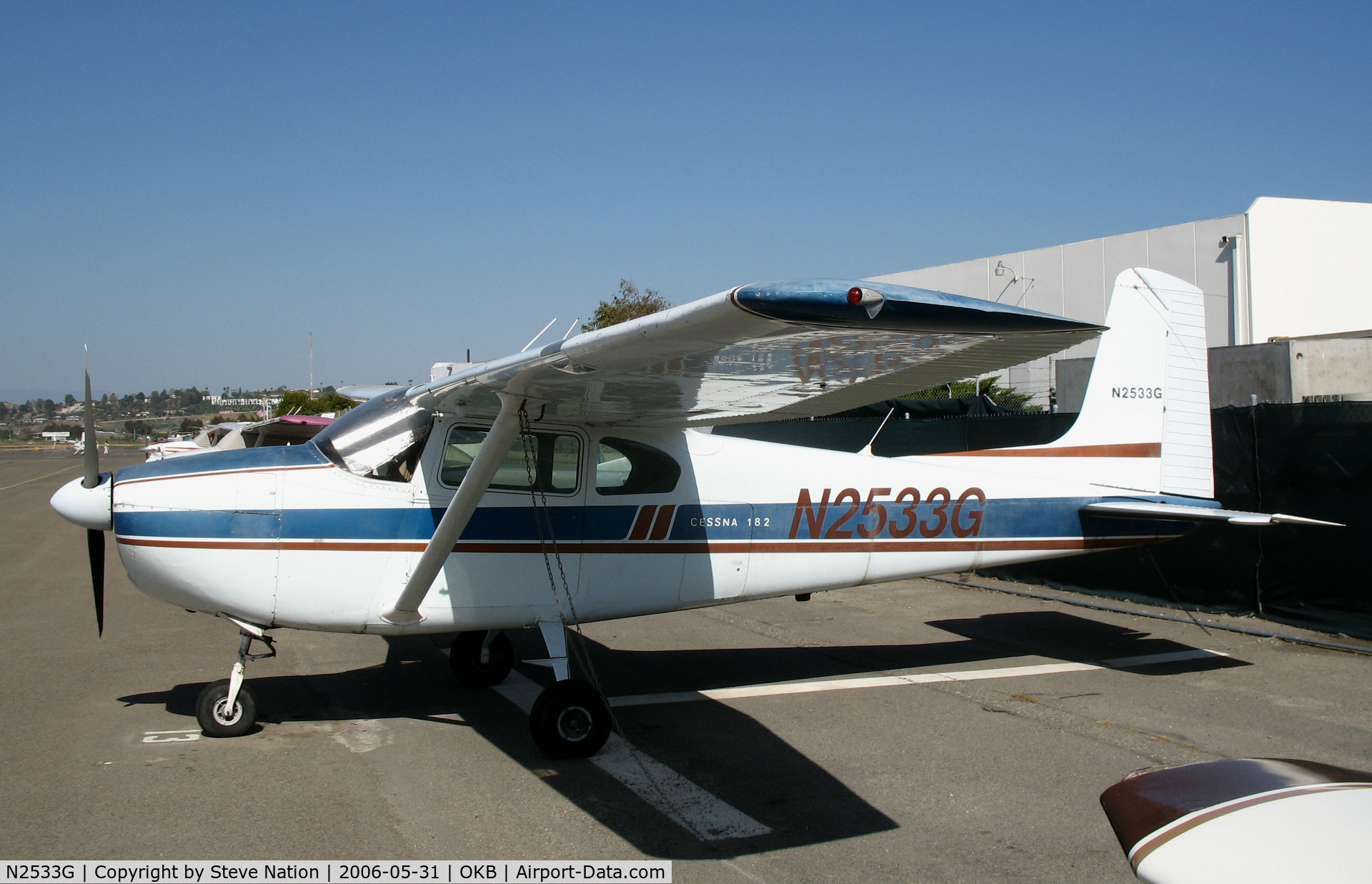 N2533G, 1959 Cessna 182B Skylane C/N 51833, 1959 Cessna straight-tal 182B @ Oceanside Municipal Airport, CA