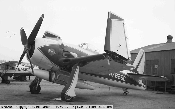 N7825C, 1948 Grumman F8F-2 (G58) Bearcat C/N D.1227, At Long Beach