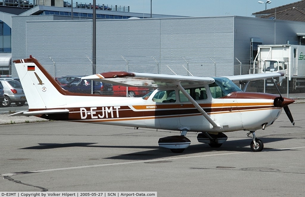 D-EJMT, Cessna 172N C/N 73182, Cessna 172N