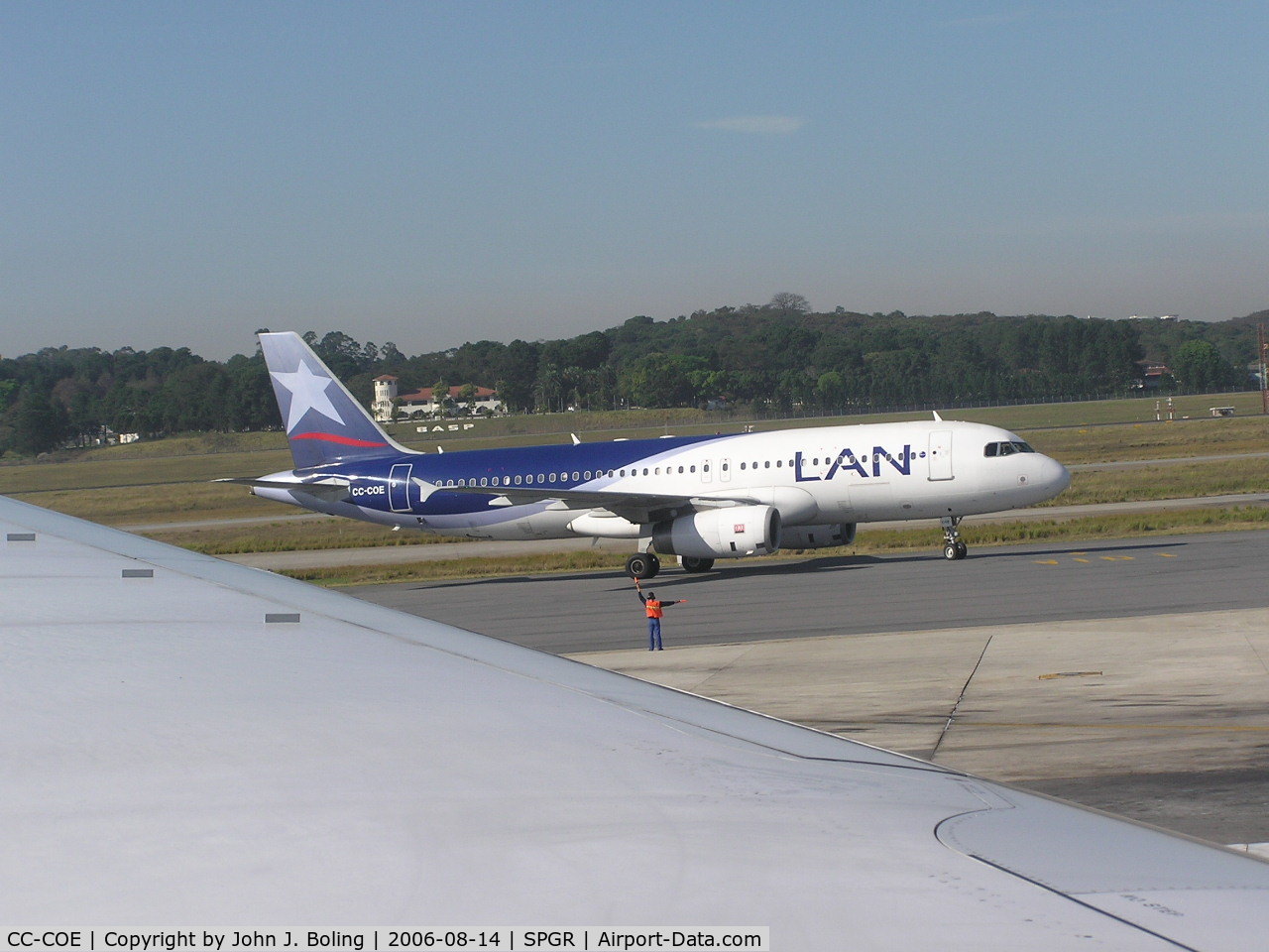CC-COE, 2000 Airbus A320-233 C/N 1351, LAN Airbus at Sao Paulo, Brazil