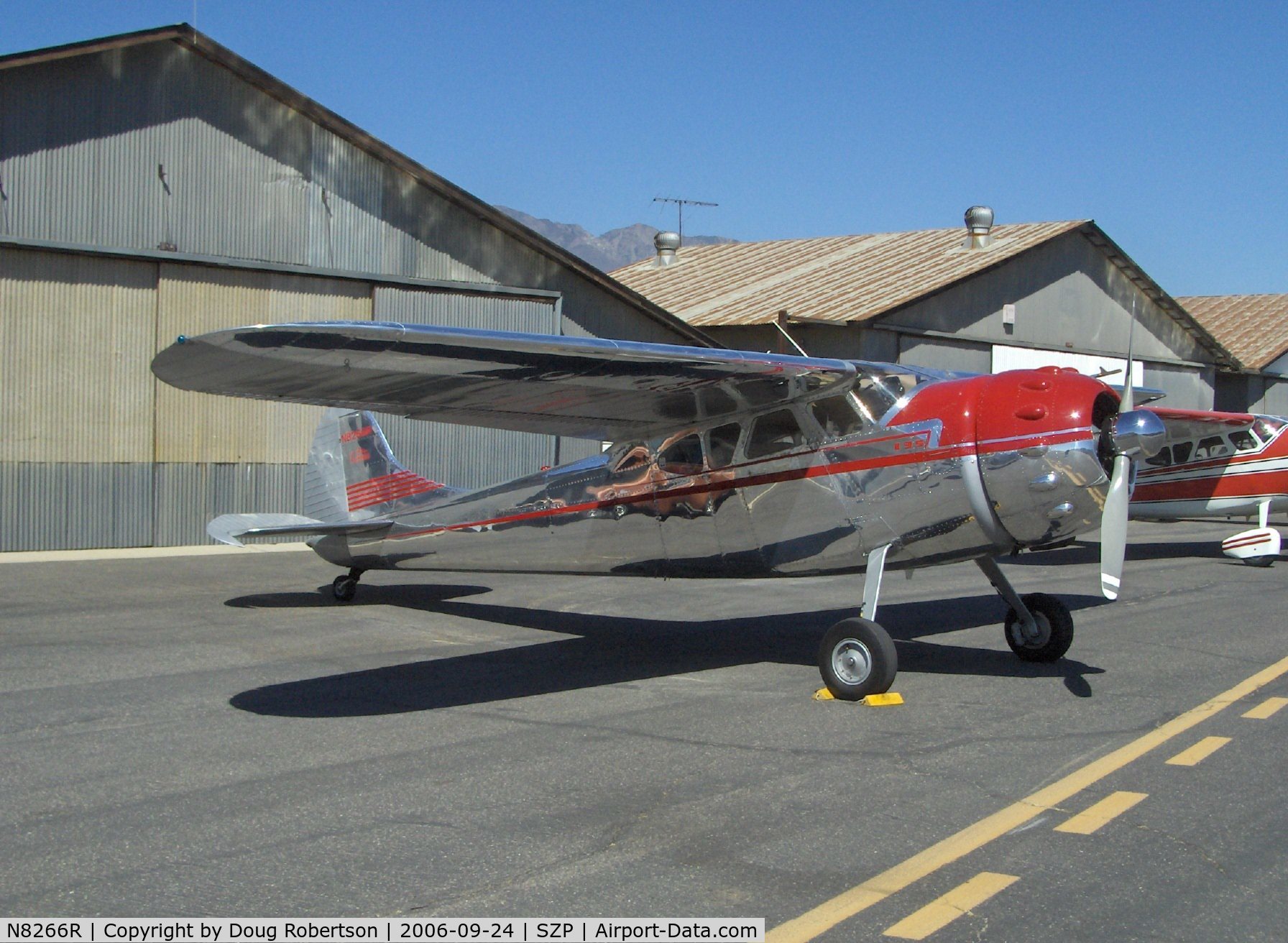 N8266R, 1949 Cessna 195 C/N 7550, 1949 Cessna 195A BUSINESSLINER, Jacobs R755A 300 Hp, absolutely stunning polished finish