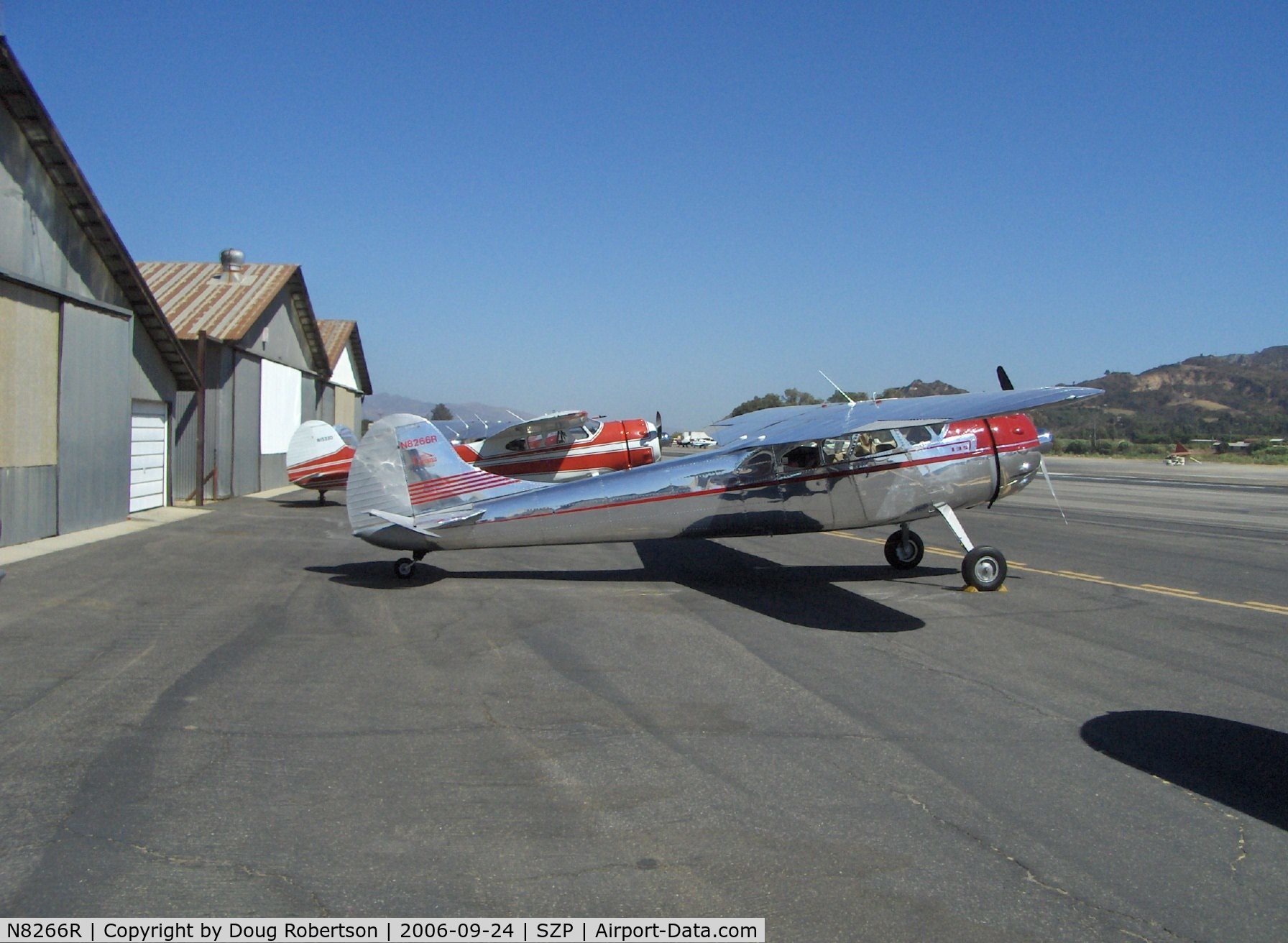 N8266R, 1949 Cessna 195 C/N 7550, 1949 Cessna 195A BUSINESSLINER, Jacobs R755A 300 Hp, incredible polished finish