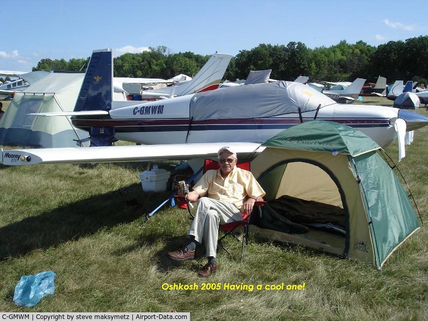 C-GMWM, 1977 Mooney M20J 201 C/N 24-0125, In Oshkosh 2005