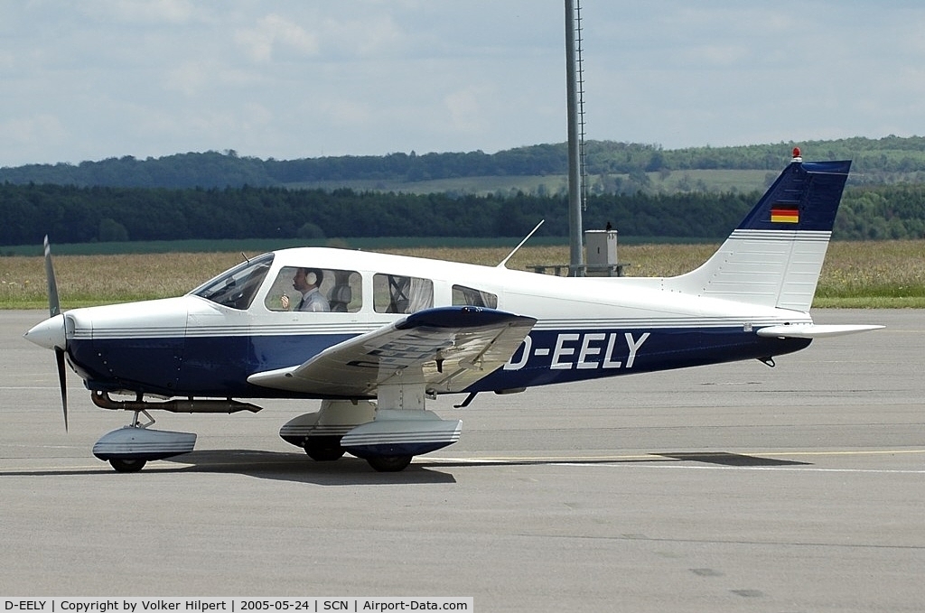 D-EELY, Piper PA-28-161 Warrior II C/N 28-8216121, Piper PA-28-161
