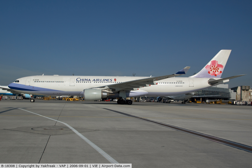 B-18308, 2005 Airbus A330-302 C/N 699, China Airlines Airbus 330-300