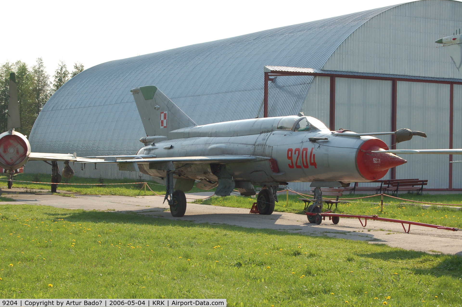 9204, Mikoyan-Gurevich MiG-21bis C/N 75089204/04, Poland Air Force