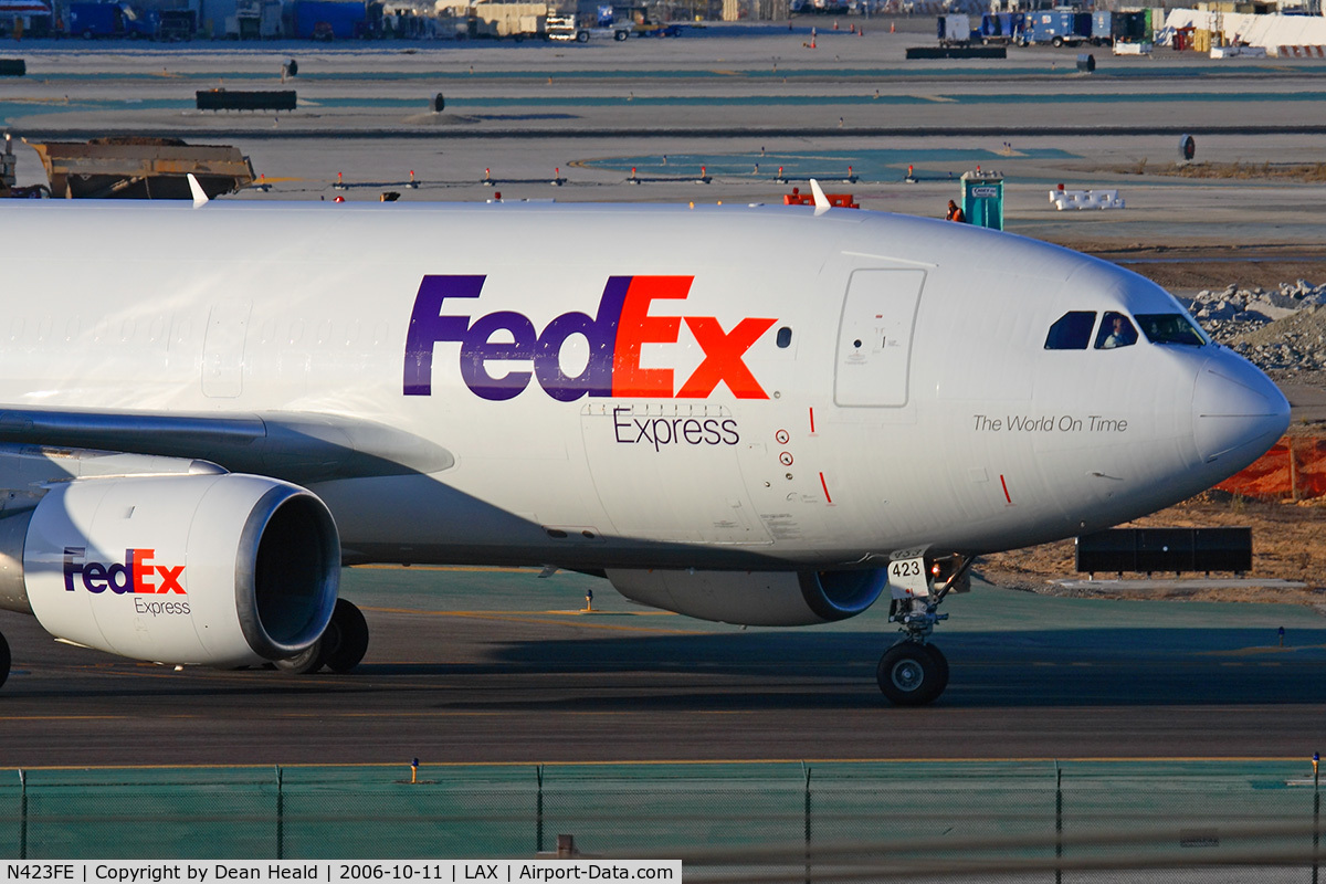 N423FE, 1984 Airbus A310-203 C/N 281, Fed Ex N423FE turning onto Taxiway Alpha after arrival from Phoenix Sky Harbor Int'l (KPHX) as FLT FDX3863.