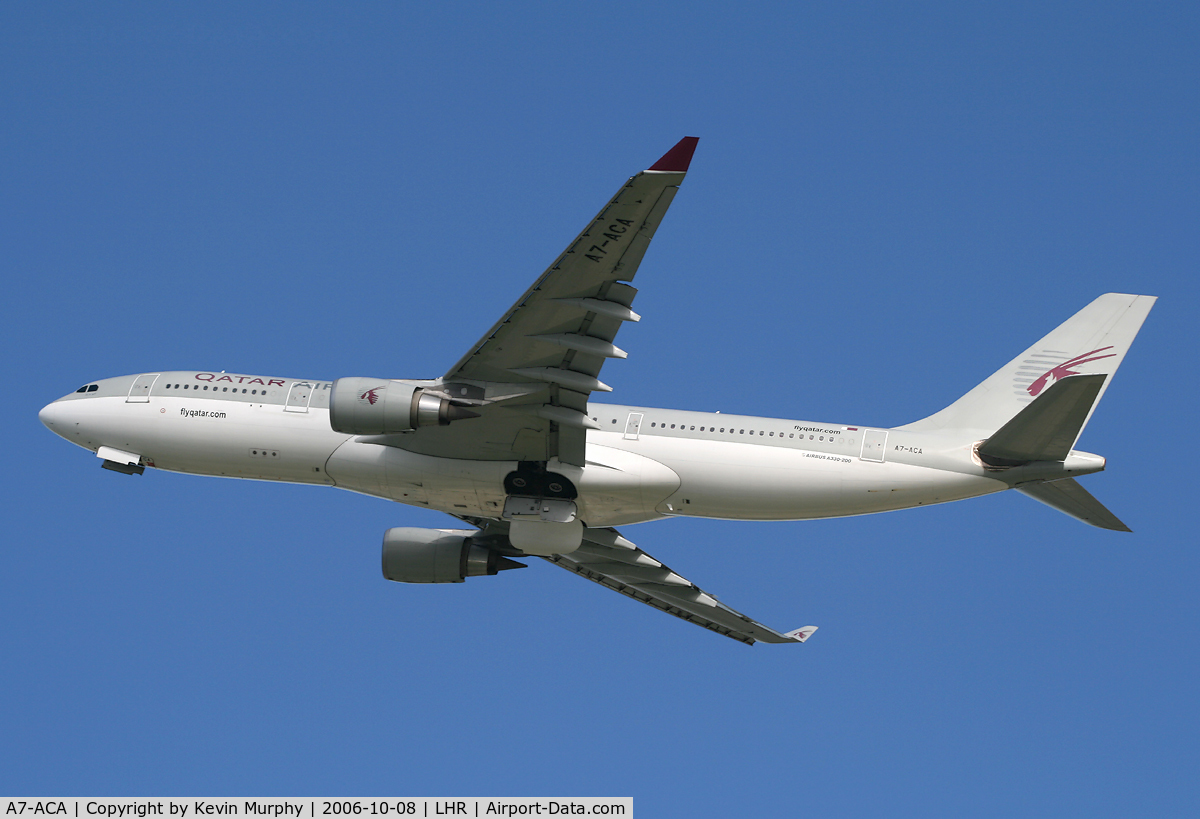 A7-ACA, 2002 Airbus A330-203 C/N 473, Plain looking Qatar