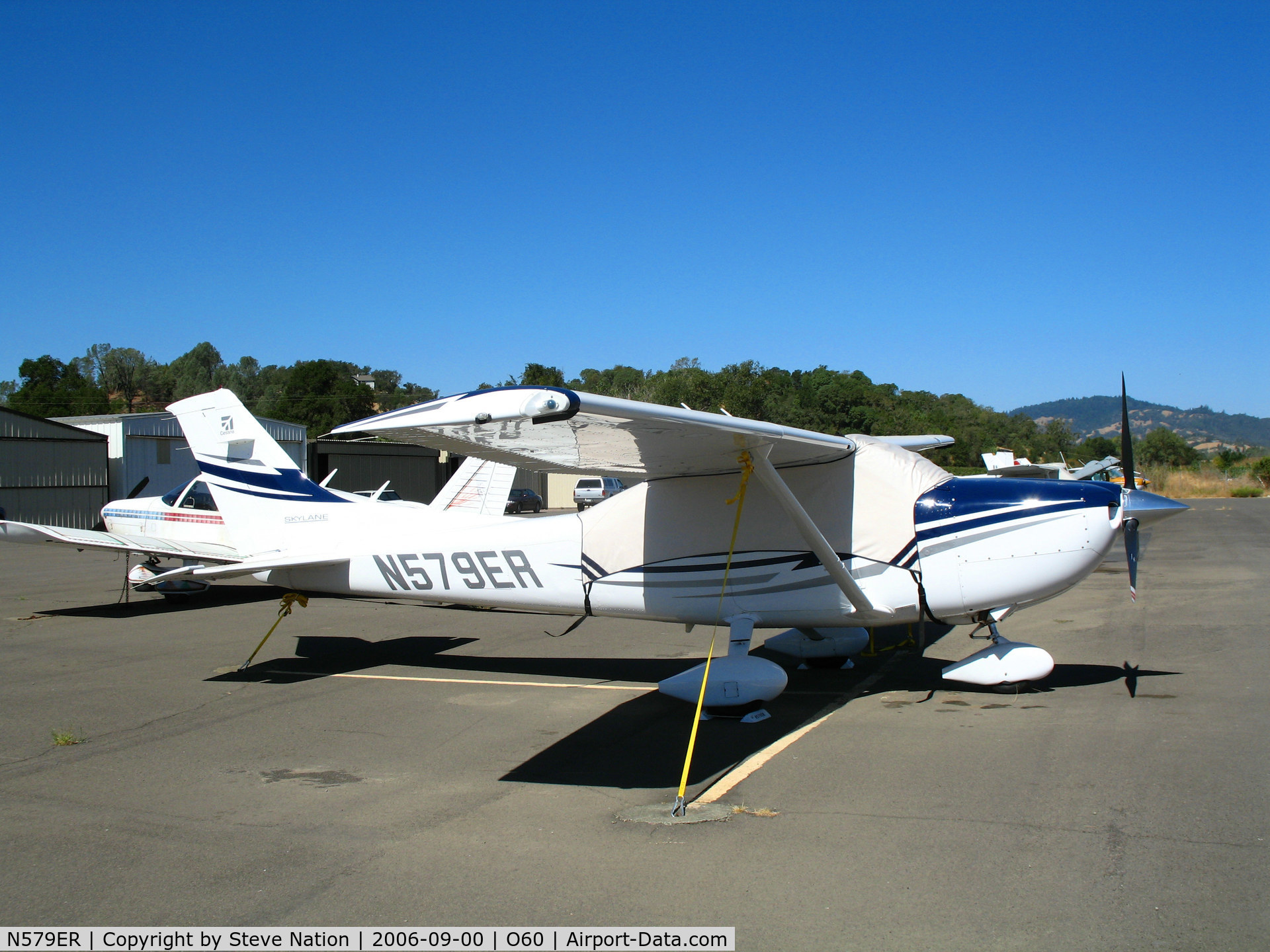 N579ER, 2005 Cessna 182T Skylane C/N 18281599, 2005 Cessna 182T with cockpit cover @ Cloverdale Airport, CA