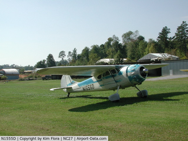 N1555D, 1952 Cessna 195 C/N 7777, Richard N. Smith's 195 at Lenoir, NC